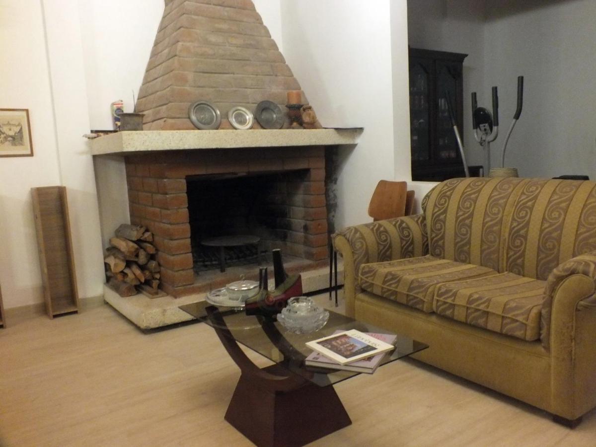 Quito Eco Lodge Airport - B&B タバベラ エクステリア 写真